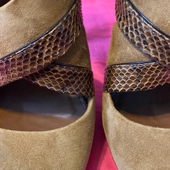 9 1/2 Tory Burch 5 inch heels - Picture 11 of 11